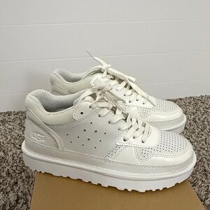 UGG W HIGHLAND SNEAKER